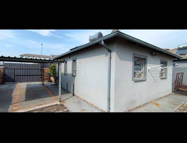 2 BEDROOM HOUSE FOR SALE IN RIVERSIDE VIEW EXT 35